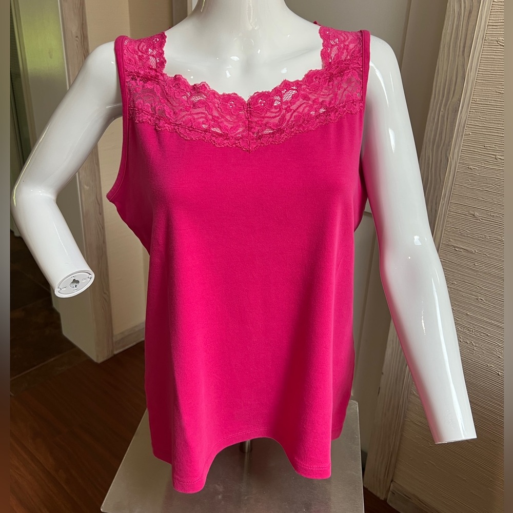 Deep Raspberry Lacy Top  M - Picture 8 of 8